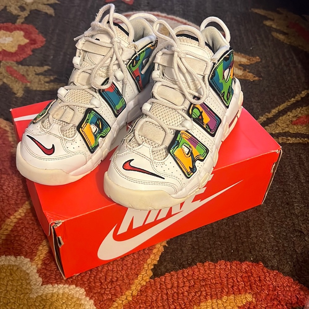 Nike Air More Uptempo (GS) Shoes.